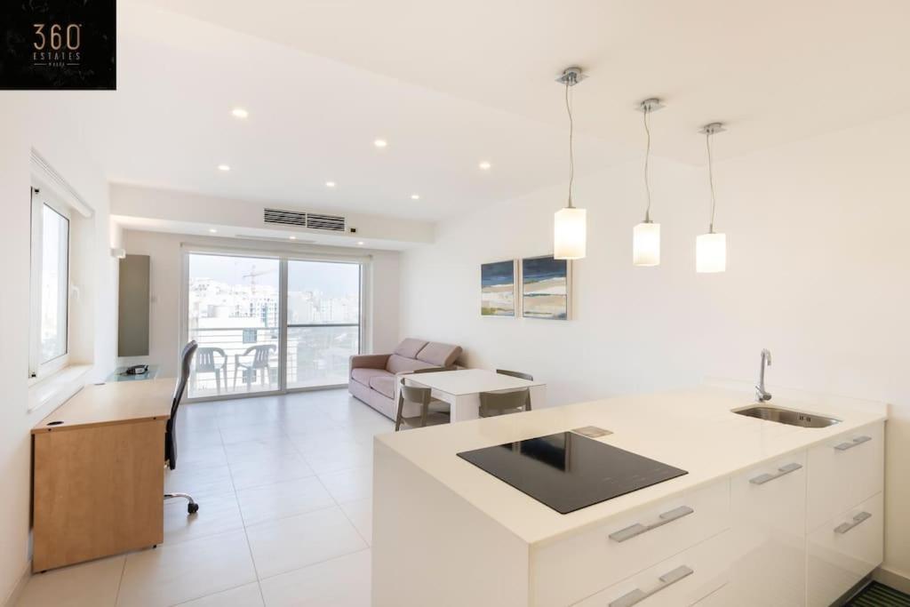 Modern 2Br Apt In The Quaint Village Of Marsaskala & Ac By 360 Estates Kültér fotó