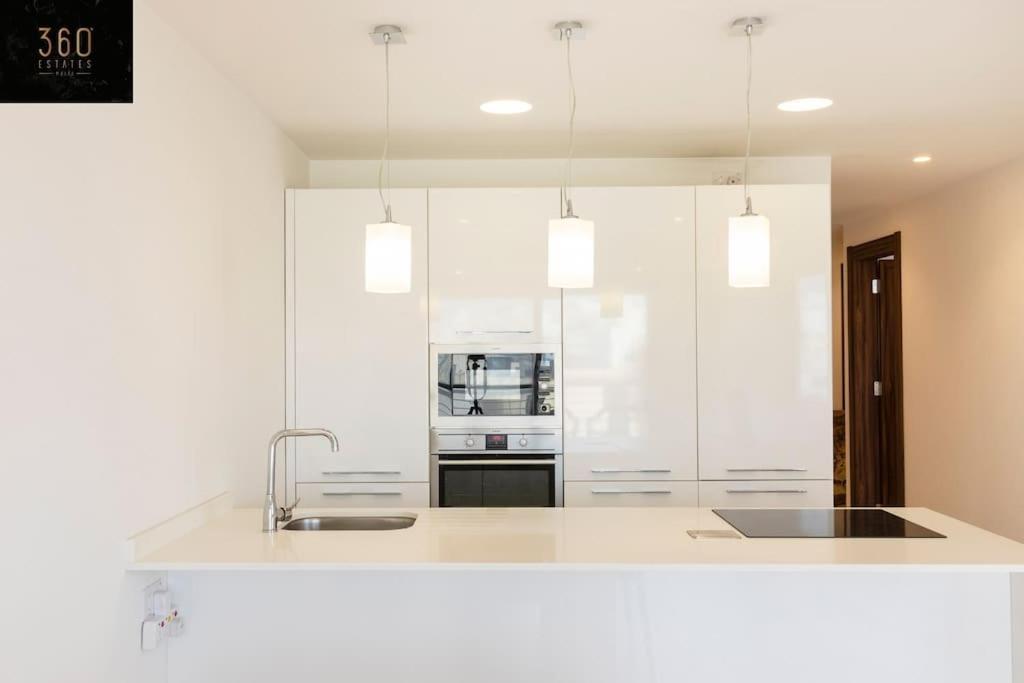 Modern 2Br Apt In The Quaint Village Of Marsaskala & Ac By 360 Estates Kültér fotó