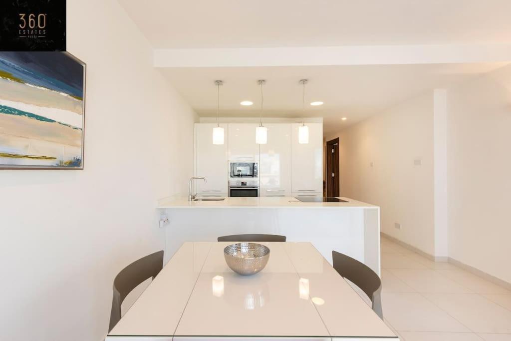 Modern 2Br Apt In The Quaint Village Of Marsaskala & Ac By 360 Estates Kültér fotó